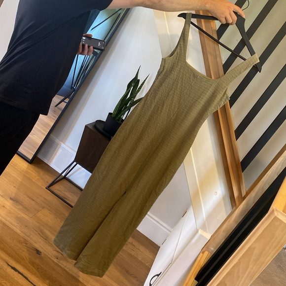 Dynamite sage green maxi dress - Picture 2 of 3